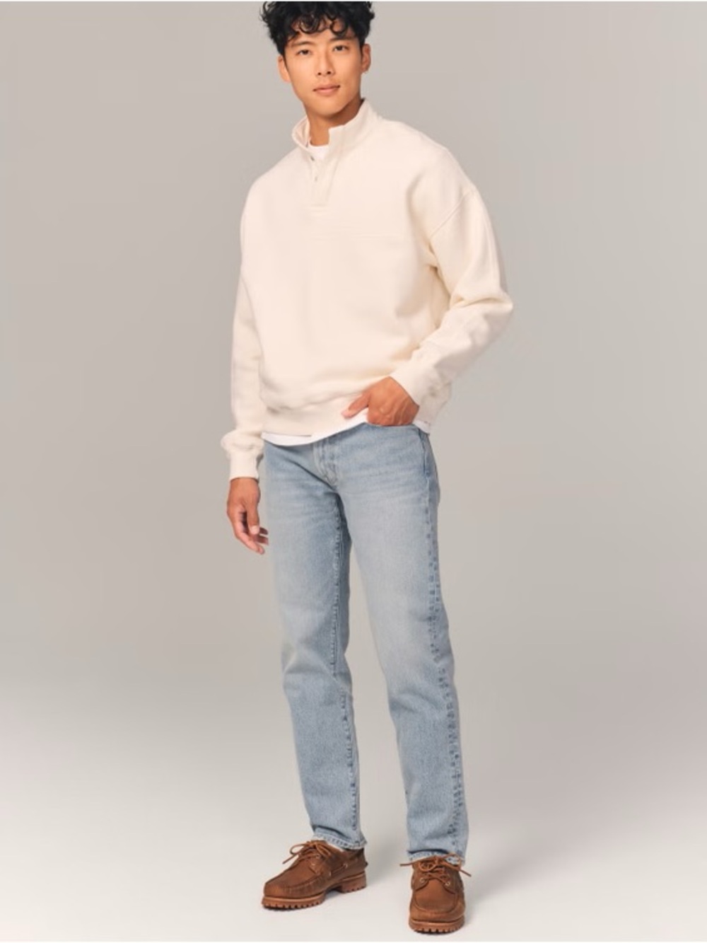 Classic Straight Light Blue Jeans